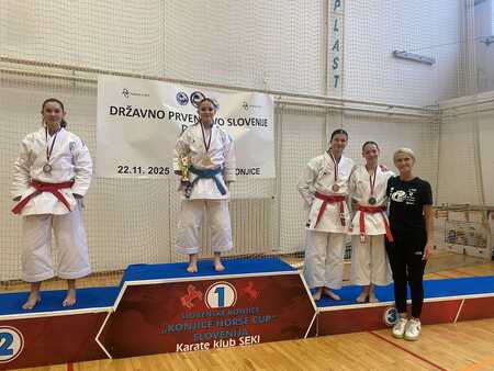 Elma Lišinović 1.mesto v katah med ml. članicami